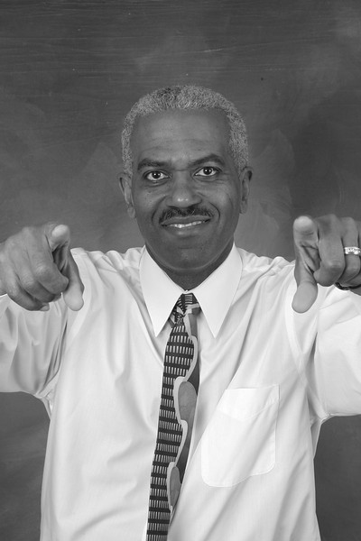 Portrait of Antonio Harris, Lead Instructor at MagRose Media